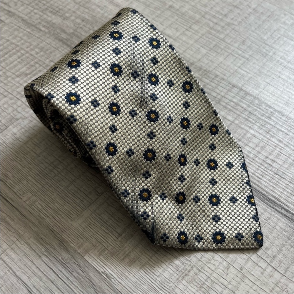 VINTAGE VALENTINO Metallic Gold Floral Tie - Picture 2 of 12
